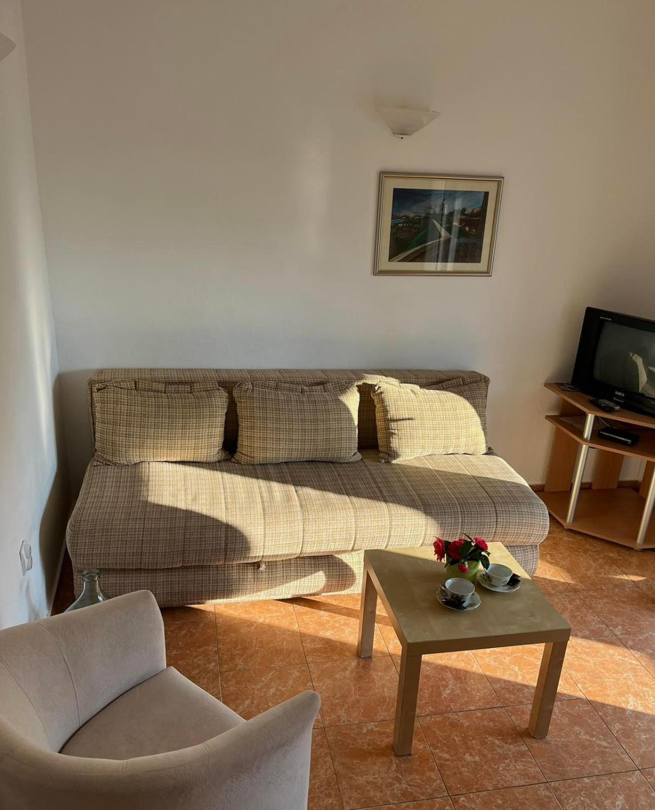 Apartments And Room Mv Petrovac Exterior foto